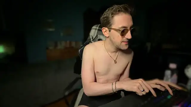 Snapshot of Stefisexy91 chatting on October 2025 08:40:02 PM Stefisexy91 online show from October 2025 08:40:02 PM