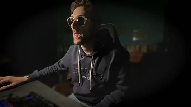 Snapshot of Stefisexy91 chatting on October 2025 08:20:02 PM Stefisexy91 online show from October 2025 08:20:02 PM