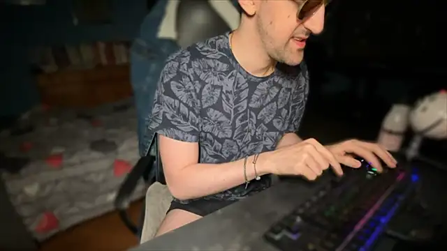 Snapshot of Stefisexy91 chatting on October 2025 09:11:01 PM Stefisexy91 online show from October 2025 09:11:01 PM