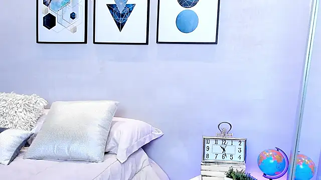 Snapshot of lennabell chatting on January 2025 02:58:01 PM lennabell online show from January 2025 02:58:01 PM