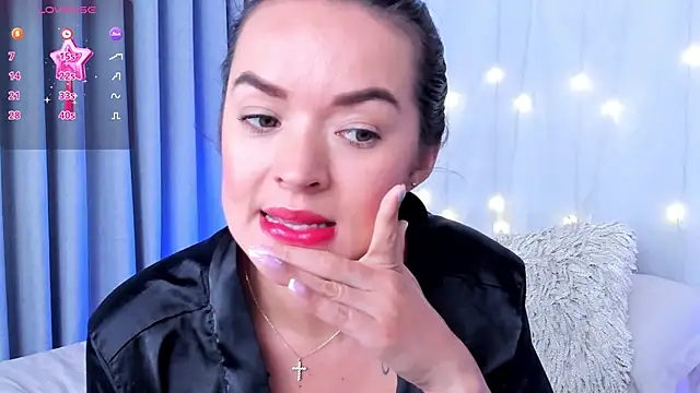 Snapshot of lennabell chatting on February 2025 10:50:01 PM lennabell online show from February 2025 10:50:01 PM