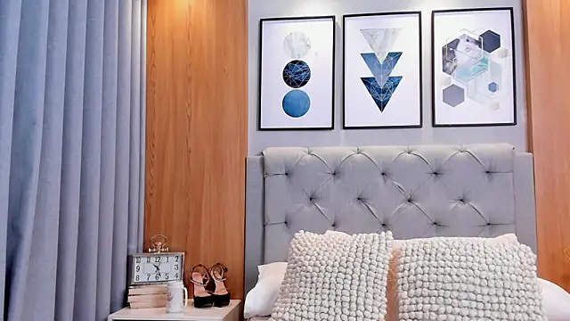 Snapshot of lennabell chatting on October 2025 04:31:01 PM lennabell online show from October 2025 04:31:01 PM