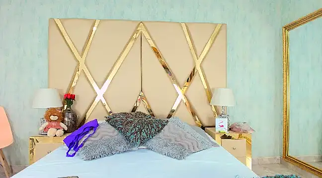 NicoleEsposito online show from February 2025 01:41:01 AM