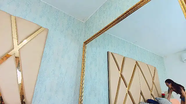 NicoleEsposito online show from February 2025 09:11:01 AM