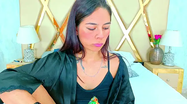 NicoleEsposito online show from March 2025 04:35:01 AM