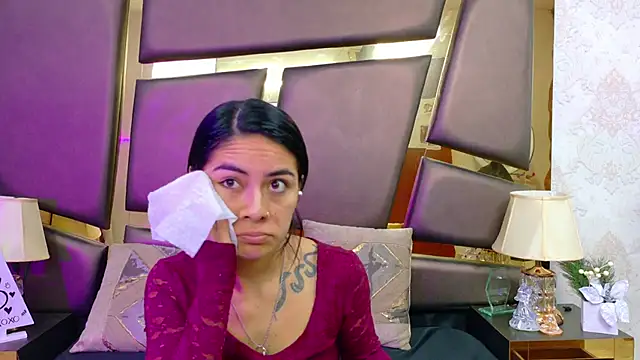 NicoleEsposito online show from February 2026 12:45:02 PM