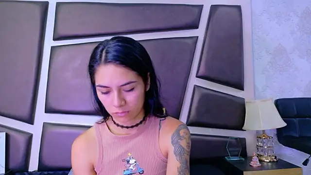 Snapshot of NicoleEsposito chatting on June 2026 01:01:02 PM NicoleEsposito online show from June 2026 01:01:02 PM