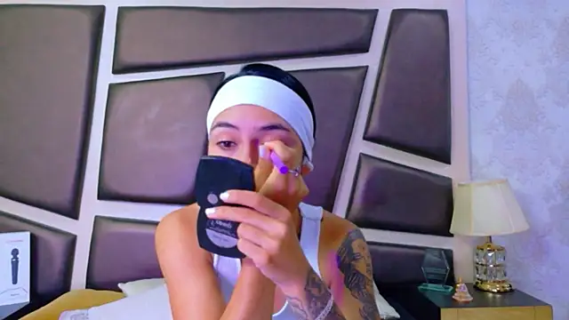 Snapshot of NicoleEsposito chatting on July 2026 12:53:01 PM NicoleEsposito online show from July 2026 12:53:01 PM