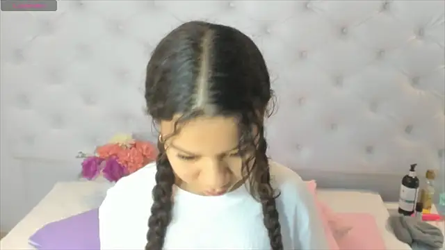 brithany rousee online show from December 2024 10:23:01 PM
