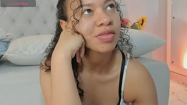 Snapshot of brithany_rousee chatting on November 2025 02:05:02 PM brithany rousee online show from November 2025 02:05:02 PM