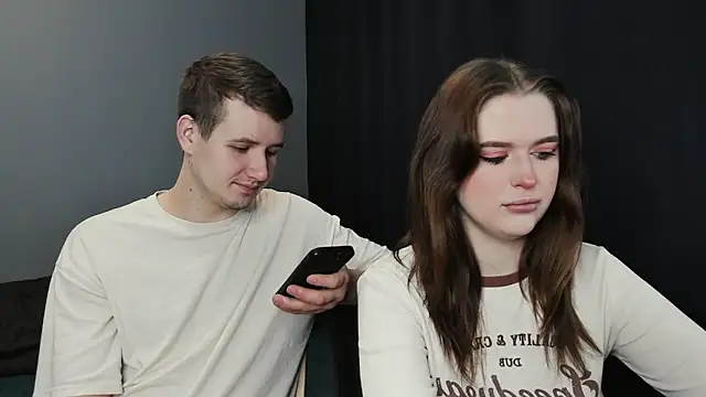 Pinku kitsune online show from March 2025 10:40:02 AM