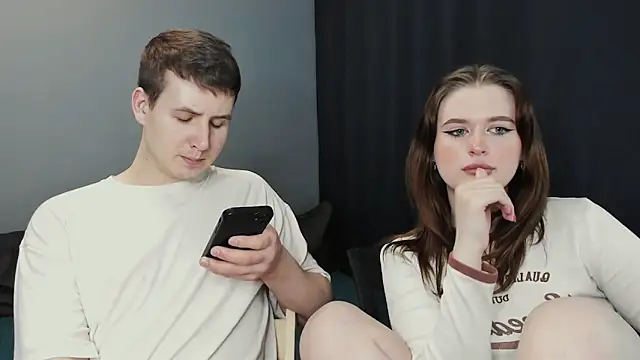 Pinku kitsune online show from March 2025 02:45:02 PM