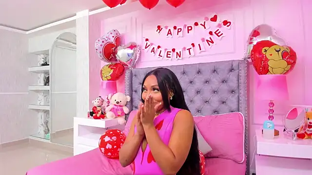 Snapshot of HaileeRoberts chatting on February 2025 12:14:02 PM HaileeRoberts online show from February 2025 12:14:02 PM