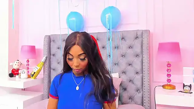 Snapshot of HaileeRoberts chatting on September 2025 12:54:01 PM HaileeRoberts online show from September 2025 12:54:01 PM