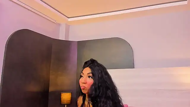 Snapshot of HaileeRoberts chatting on October 2025 12:37:02 PM HaileeRoberts online show from October 2025 12:37:02 PM