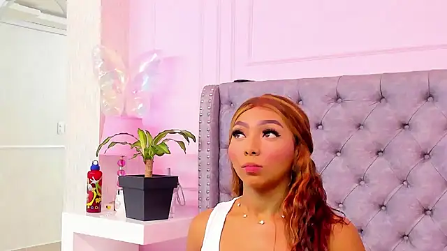 HaileeRoberts online show from March 2026 12:31:02 PM