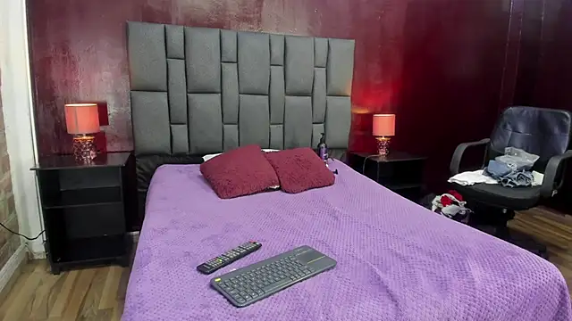 Snapshot of Dulcex69 chatting on January 2025 10:10:01 AM Dulcex69 online show from January 2025 10:10:01 AM