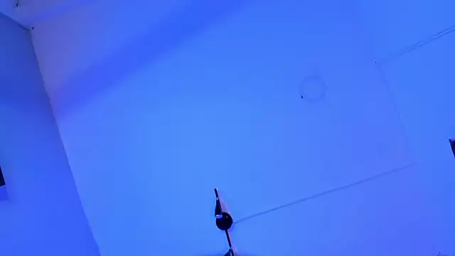 ALICEPOIXXXON online show from October 2025 09:57:01 PM