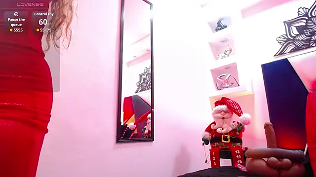 ChalotteGrey online show from December 2025 04:44:01 PM