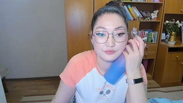 Snapshot of nliki4506 chatting on February 2025 12:43:01 AM nliki4506 online show from February 2025 12:43:01 AM