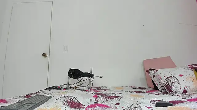 antonella bonne online show from March 2025 07:14:01 PM