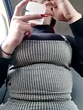 IamAlana  online show from February 2025 02:44:01 PM