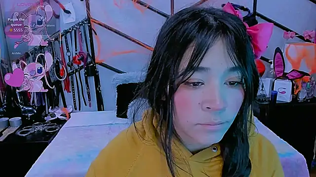 AlanaLuck online show from October 2025 12:28:01 PM