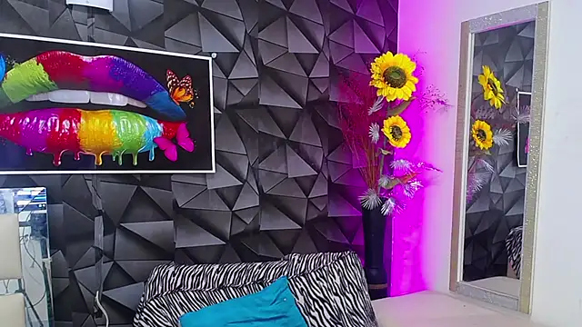 Snapshot of Demitryo chatting on February 2025 07:18:02 AM Demitryo online show from February 2025 07:18:02 AM