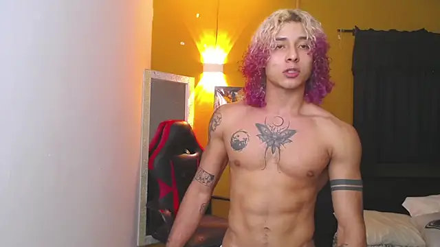 Snapshot of Demitryo chatting on February 2025 06:14:01 AM Demitryo online show from February 2025 06:14:01 AM