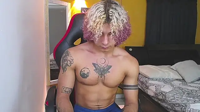 Snapshot of Demitryo chatting on February 2025 03:50:02 AM Demitryo online show from February 2025 03:50:02 AM