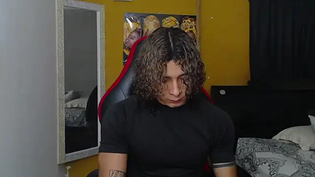 Snapshot of Demitryo chatting on February 2025 03:28:01 AM Demitryo online show from February 2025 03:28:01 AM