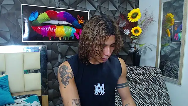 Snapshot of Demitryo chatting on March 2025 02:50:01 AM Demitryo online show from March 2025 02:50:01 AM