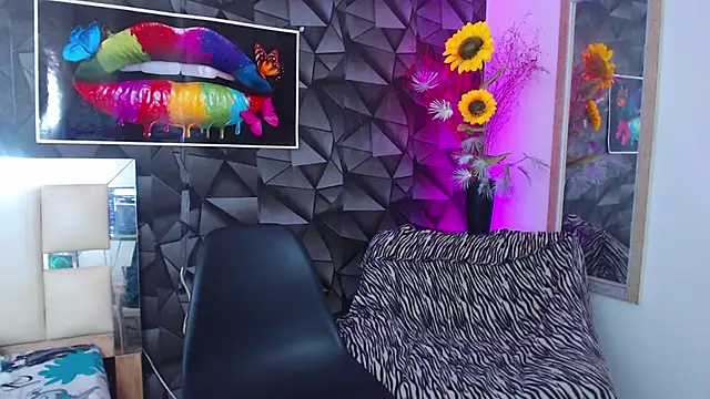 Snapshot of Demitryo chatting on March 2025 02:43:02 AM Demitryo online show from March 2025 02:43:02 AM