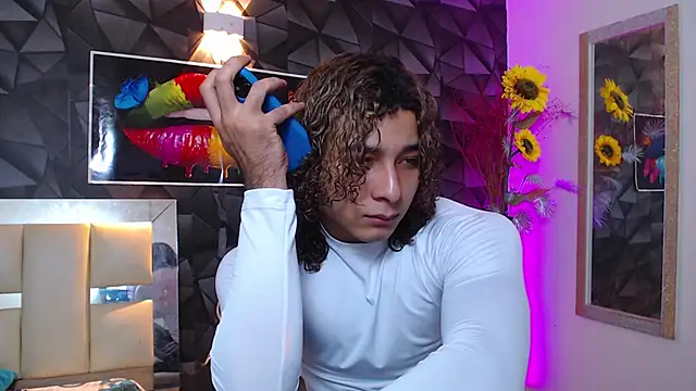 Snapshot of Demitryo chatting on March 2025 03:51:01 AM Demitryo online show from March 2025 03:51:01 AM