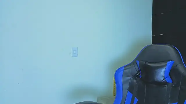 Snapshot of Demitryo chatting on September 2025 11:54:02 PM Demitryo online show from September 2025 11:54:02 PM