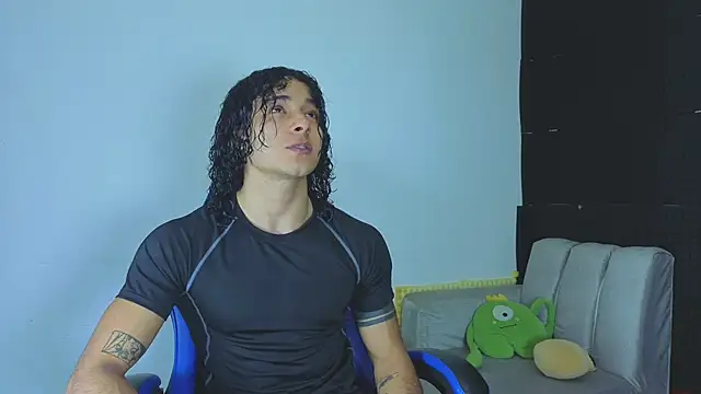 Snapshot of Demitryo chatting on September 2025 12:27:02 AM Demitryo online show from September 2025 12:27:02 AM