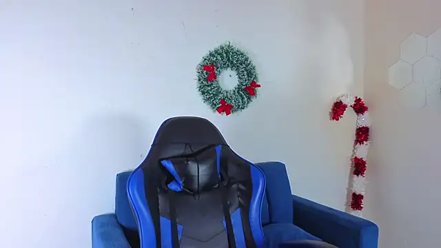 Demitryo online show from December 2025 05:25:01 AM