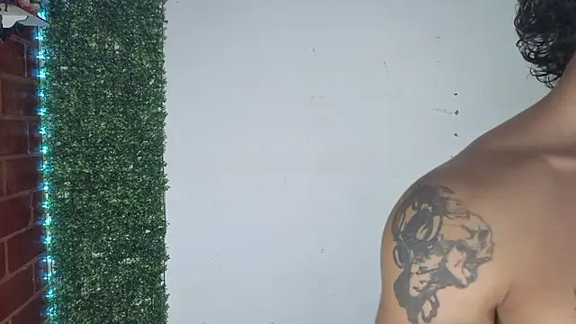 Demitryo online show from March 2026 03:01:02 PM