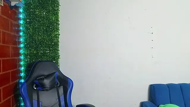 Demitryo online show from March 2026 04:46:01 AM