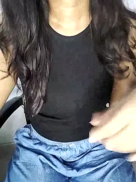 Snapshot of Ms_Neera chatting on February 2025 10:18:01 AM Ms Neera online show from February 2025 10:18:01 AM