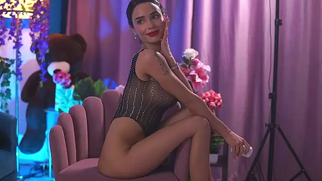 TheAyana online show from December 2024 03:33:02 PM