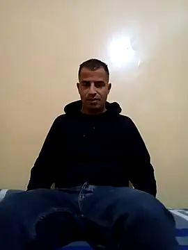 Snapshot of Bisex_activ19 chatting on December 2024 02:39:01 PM Bisex activ19 online show from December 2024 02:39:01 PM