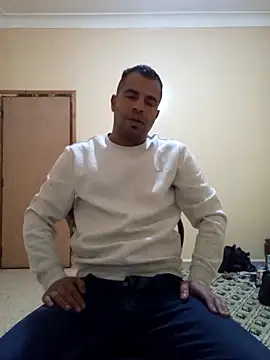Snapshot of Bisex_activ19 chatting on January 2025 08:11:02 AM Bisex activ19 online show from January 2025 08:11:02 AM