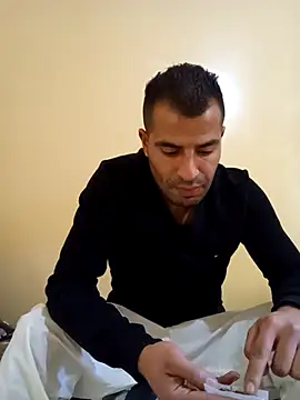 Snapshot of Bisex_activ19 chatting on January 2025 02:23:01 PM Bisex activ19 online show from January 2025 02:23:01 PM