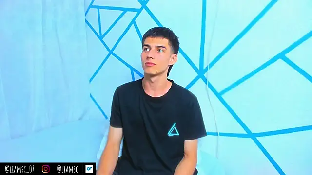 liam scott77 online show from October 2025 11:12:02 PM