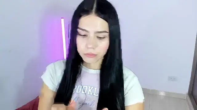 Snapshot of Natasha_su_ chatting on October 2025 10:10:01 PM Natasha su online show from October 2025 10:10:01 PM