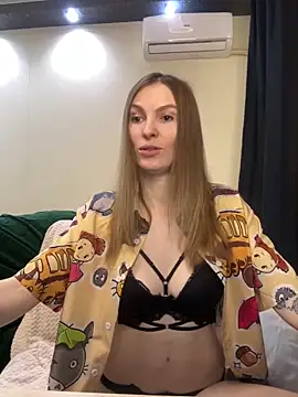 RachelBelI online show from March 2025 11:20:02 PM