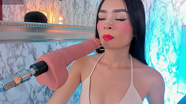 LYEN RAE online show from January 2025 07:27:02 PM