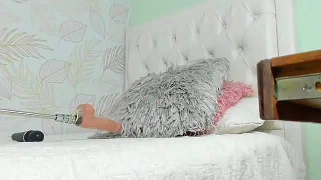 TianaReedd online show from January 2025 07:12:01 PM