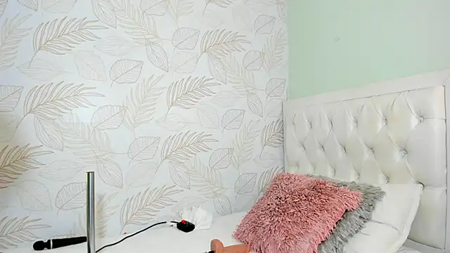 TianaReedd online show from January 2025 01:29:01 PM